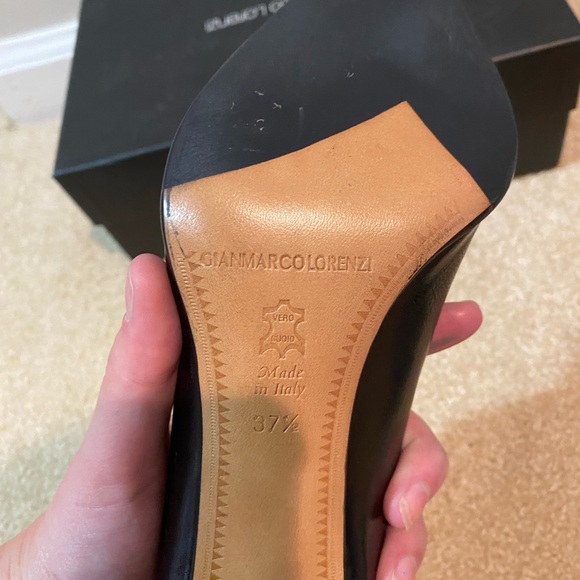 Gianmarco Lorenzi Pointed Black Heels with Cross Stitch Design on Back - Picture 3 of 7